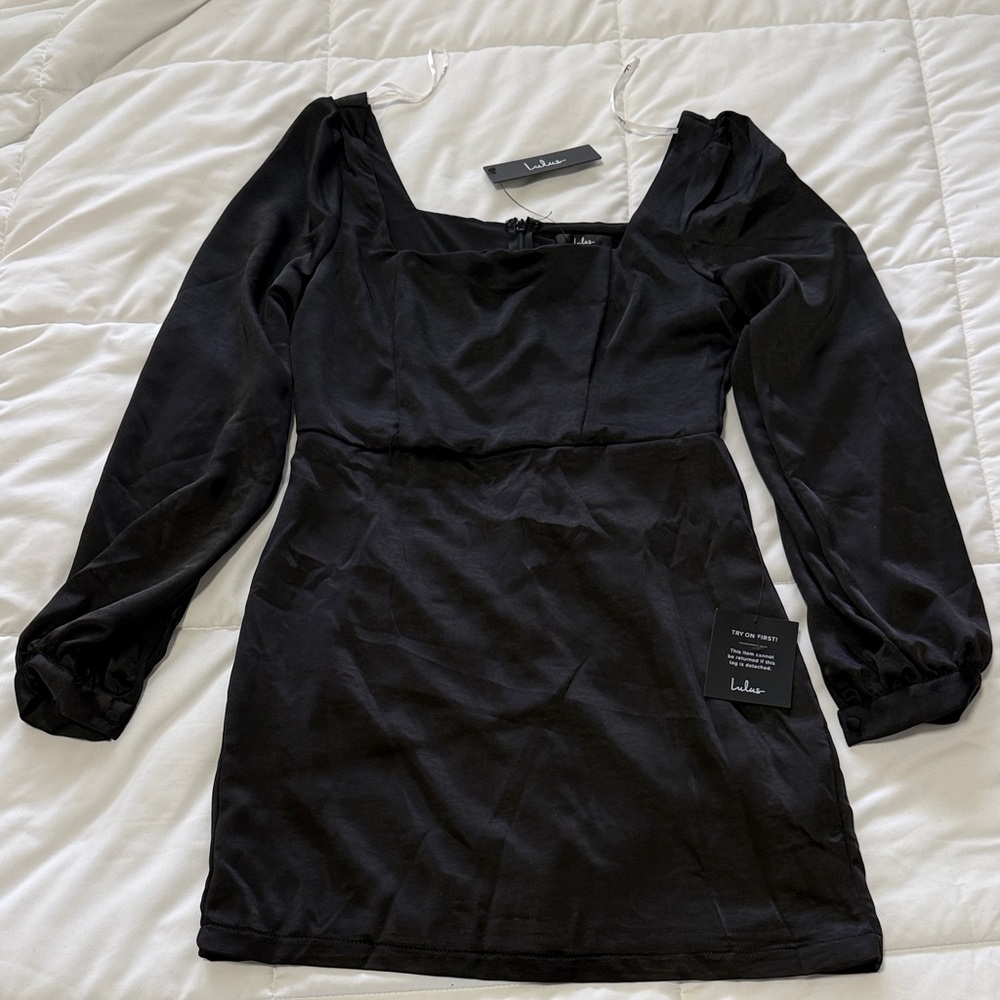 Lulu's Classic Black Long Sleeve Dress